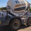 Самозагружающий самоходный бетоносмеситель YUGONG SDM5500